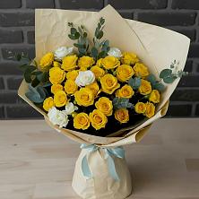Букет цветов из:  Розы в Молодежном