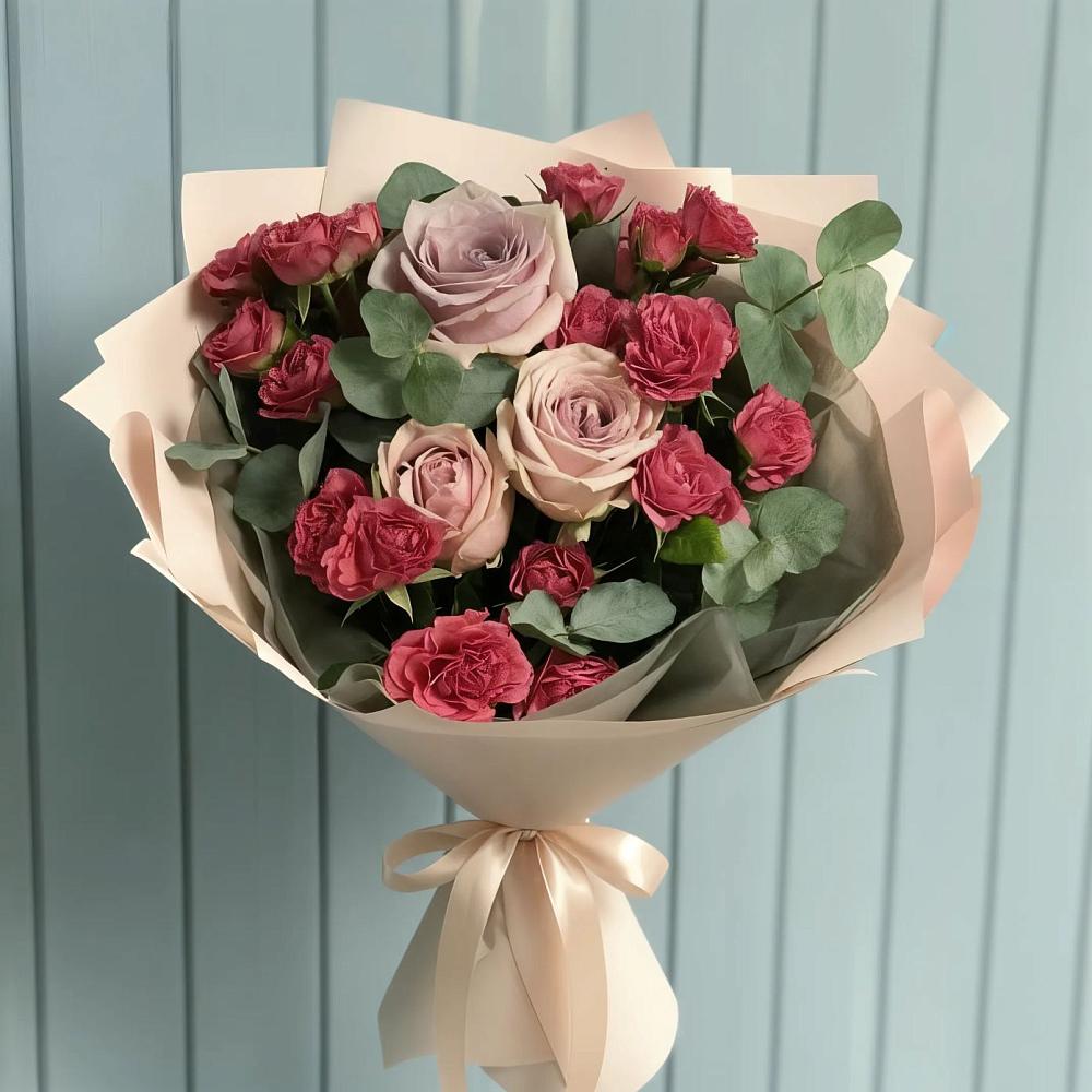 Букет цветов из: Гвоздики и Розы в Молодежном
