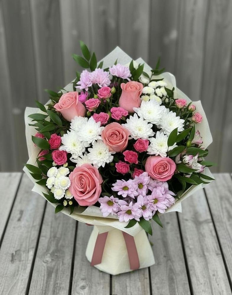 Букет цветов из: Альстромерии, Гвоздики, Розы и Хризантемы в Молодежном