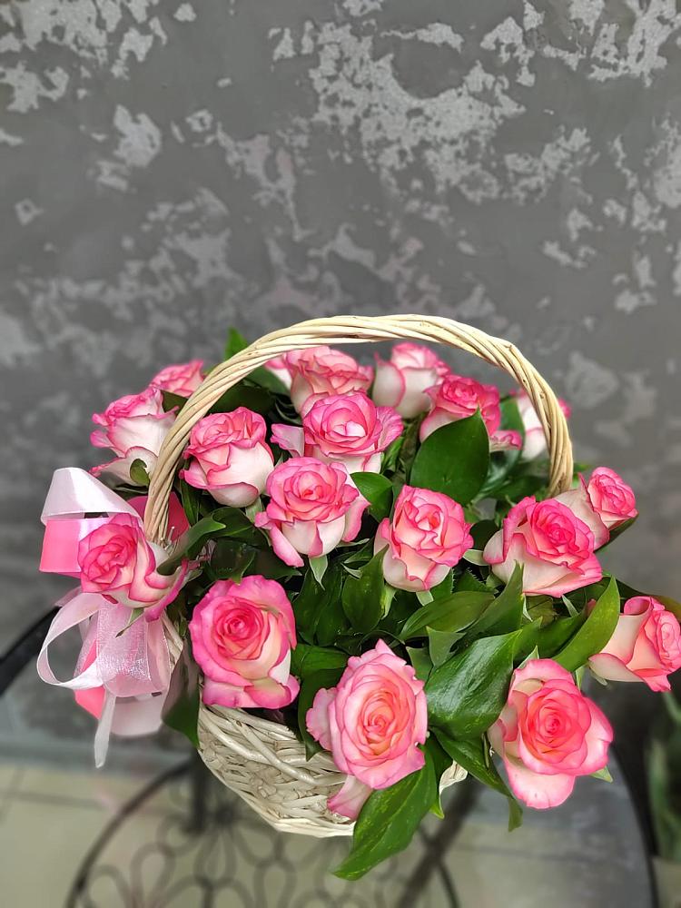 Цветочная композиция из Розы в корзине в Молодежном