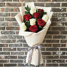 Букет цветов из:  Розы в Молодежном