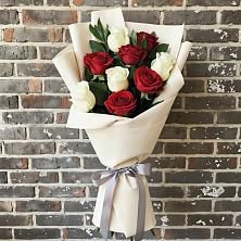 Букет цветов из:  Розы в Молодежном