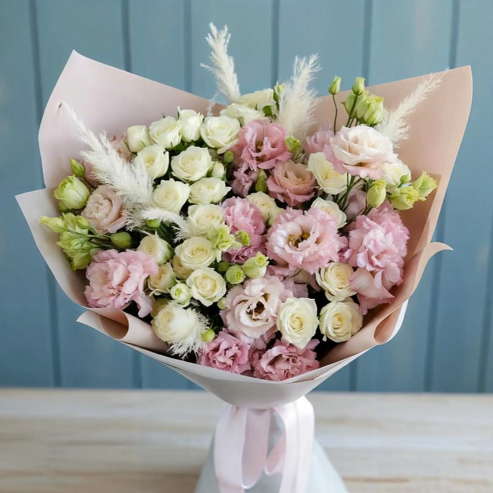 Букет цветов из: Альстромерии и Розы в Молодежном