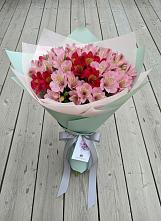 Букет цветов из:  Альстромерии в Молодежном