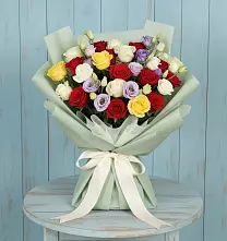 Букет цветов из:  Розы в Молодежном