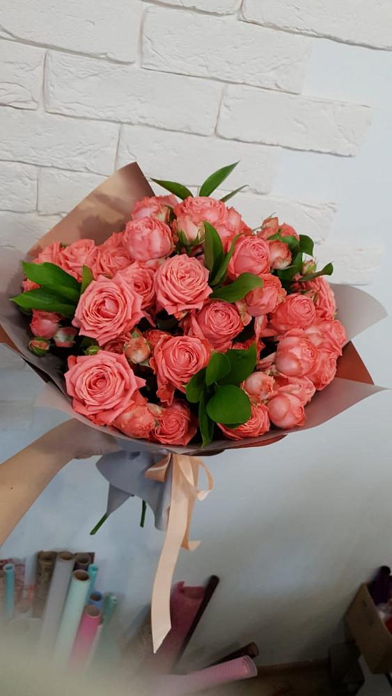 Букет цветов из: Розы в Молодежном