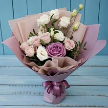 Букет цветов из:  Розы и Лизиантусы #REPLACE_PRED# Молодежном