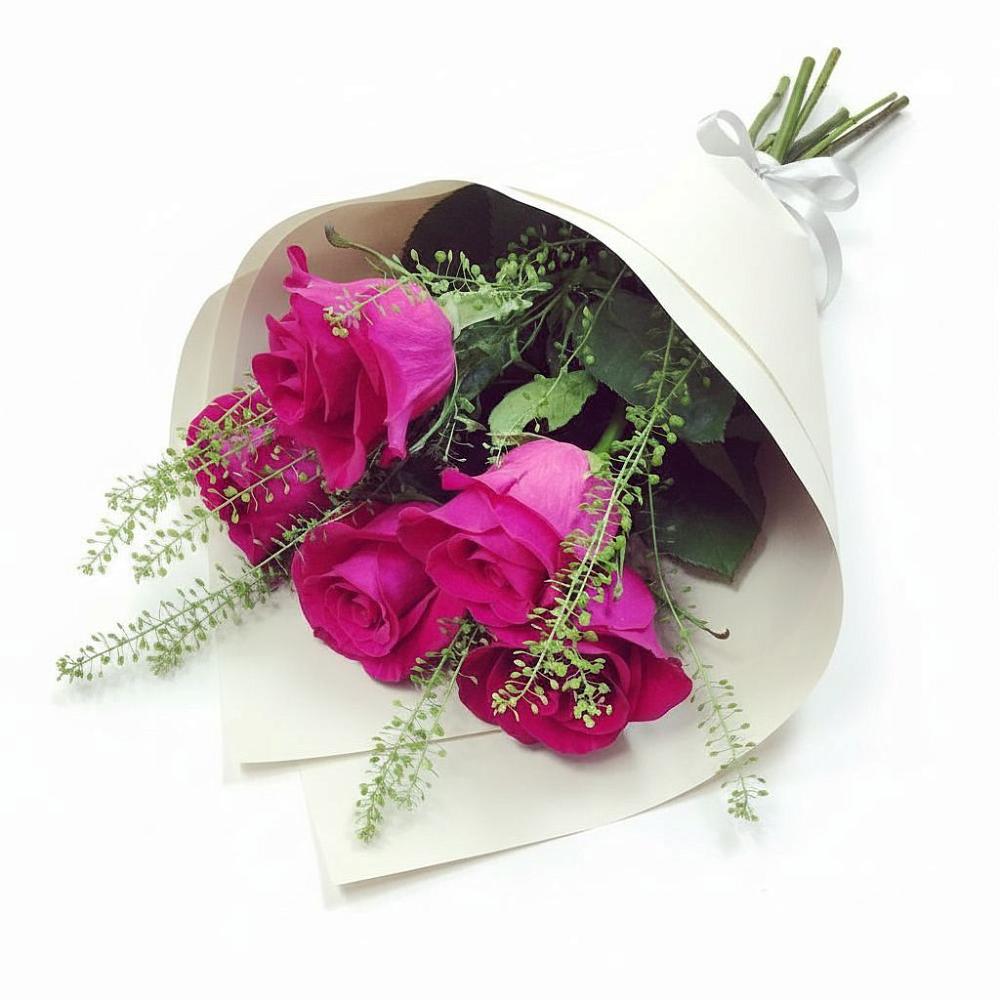 Букет цветов из: Розы в Молодежном