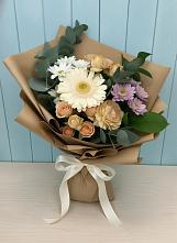 Букет цветов из:  Герберы и Хризантемы в Молодежном