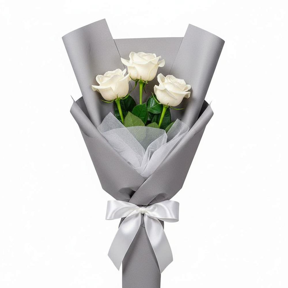 Букет 3 белые розы в Молодежном