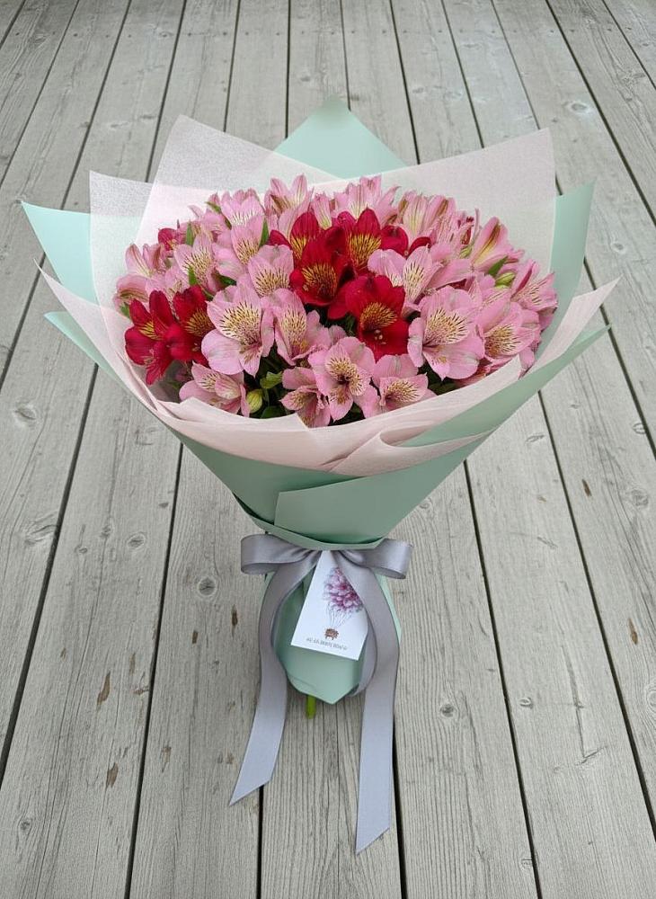 Букет цветов из: Альстромерии в Молодежном