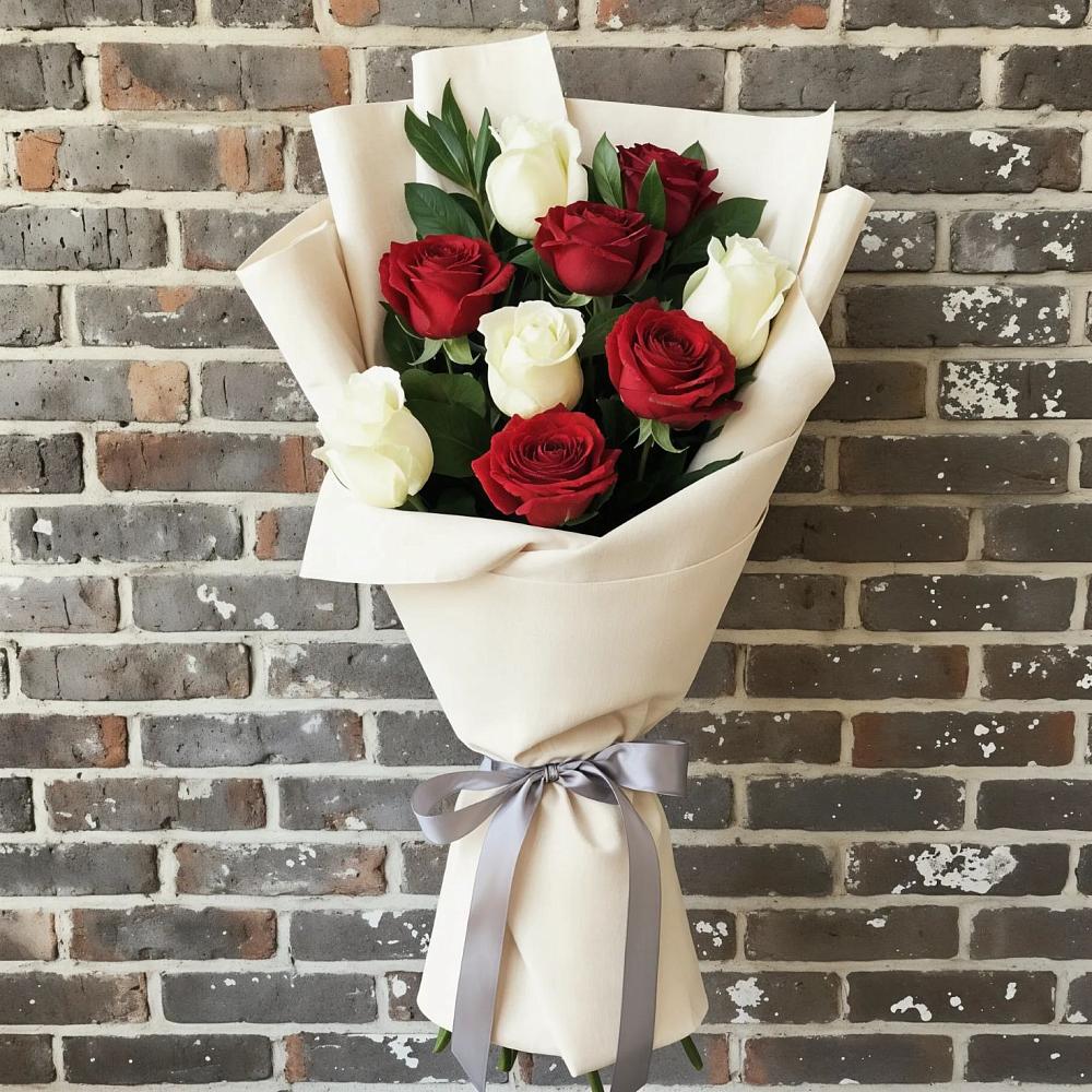 Букет цветов из: Розы в Молодежном