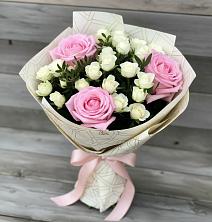 Букет цветов из:  Розы в Молодежном