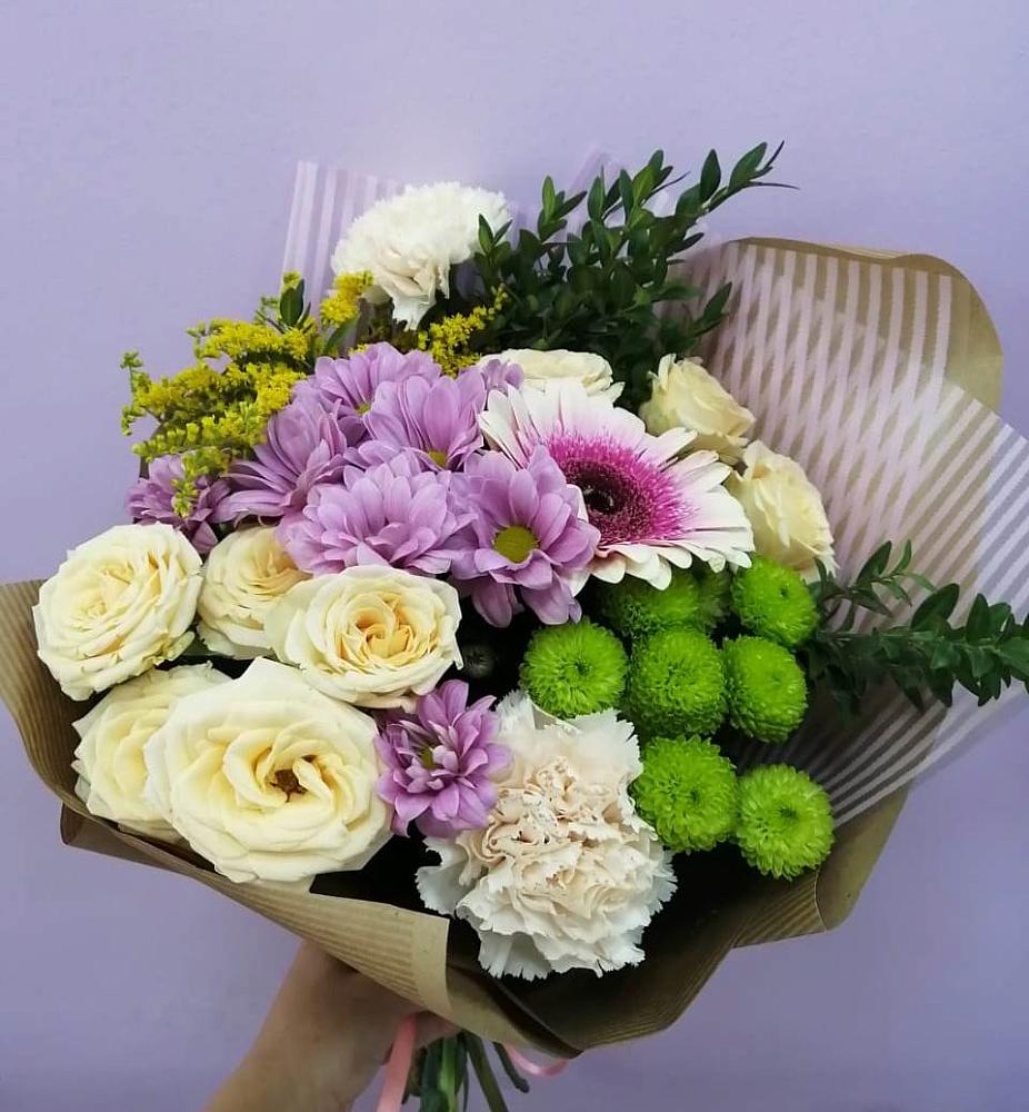 Букет цветов из: Хризантемы, Розы, Гвоздики и Герберы в Молодежном