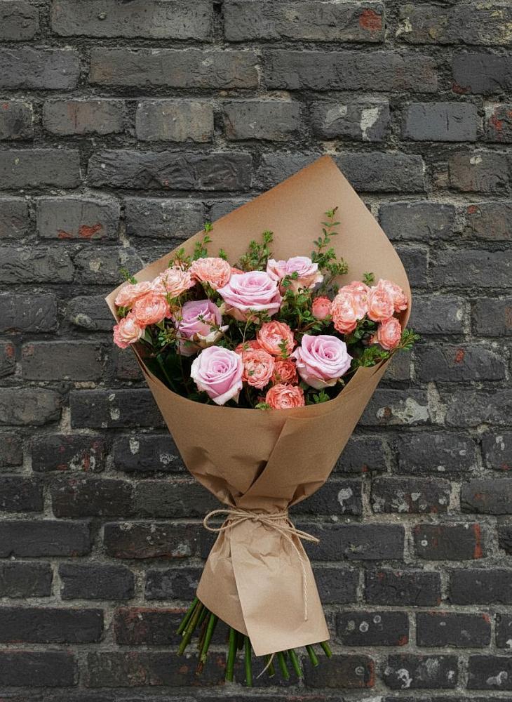 Букет цветов из: Розы в Молодежном