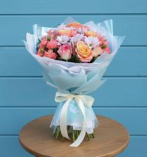Букет цветов из:  Хризантемы и Розы в Молодежном