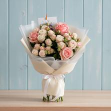 Букет цветов из:  Розы в Молодежном