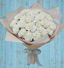 Букет цветов из:  Гвоздики в Молодежном