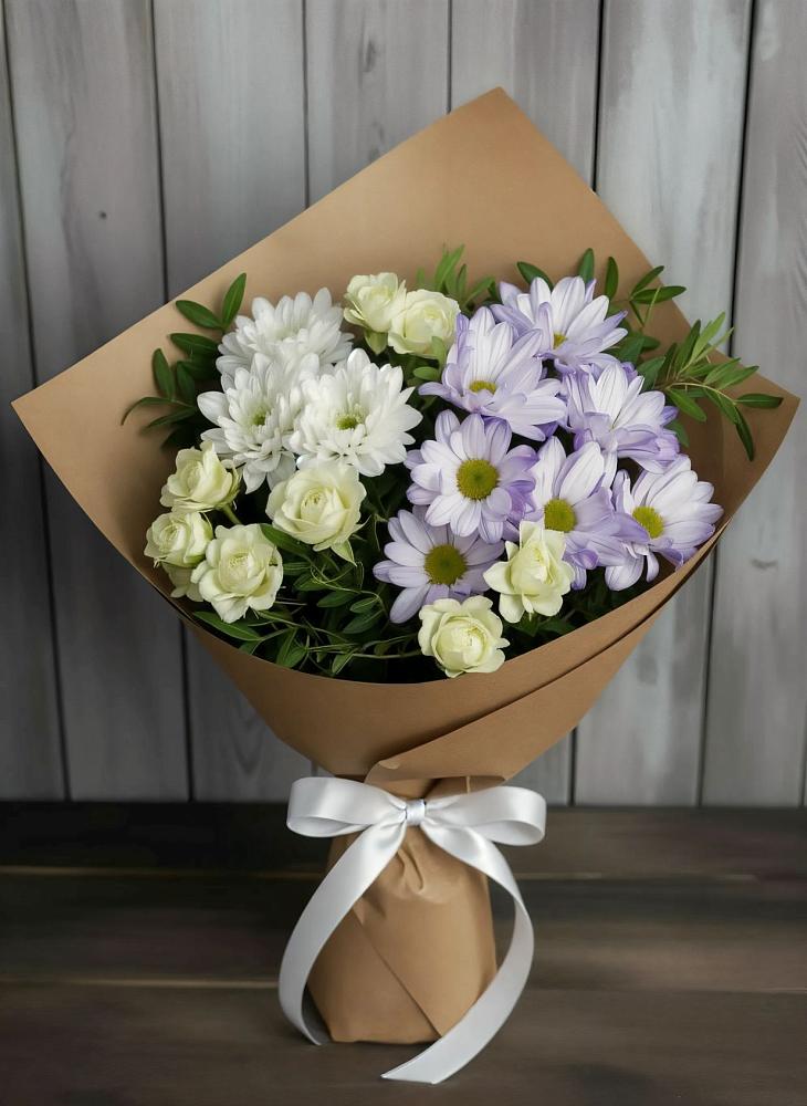 Букет цветов из: Хризантемы и Розы в Молодежном