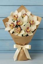 Букет цветов из:  Орхидеи и Розы в Молодежном