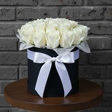 Цветочная композиция из Розы в шляпной коробке в Молодежном