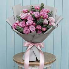 Букет цветов из:  Розы в Молодежном